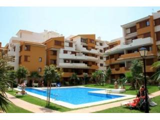 LUXURIOUS 2 BED BEACH APARTMENT