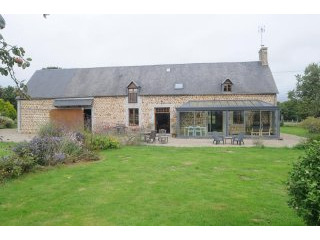 3 Bedroom Farm House For Sale