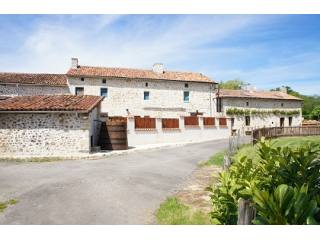 Beautifully renovated country property