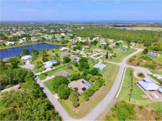 4 bedroom House For Sale: 101 Arega..