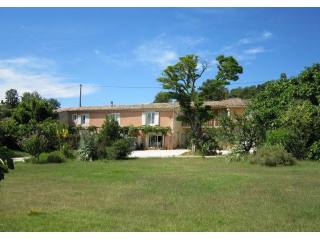 House With Studios And B & B