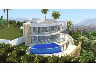Land - This villa Plot n° 32 is located..