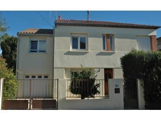 Immaculate Detached Town House Narbonne..