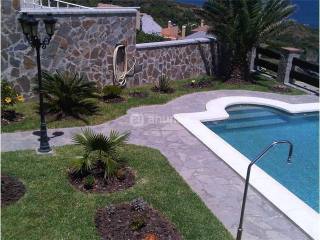 3 bedroom Detached House For Sale: El..