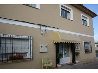 Townhouse for sale in Los Belones