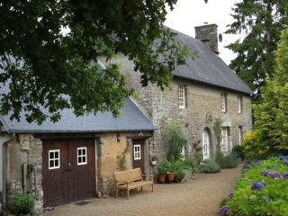 Lovely Renovated 2 Bed Stone House With..