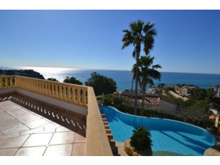 V1491 - A Spacious South Facing Villa..