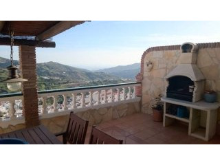 Town House for Sale in Competa, Competa..