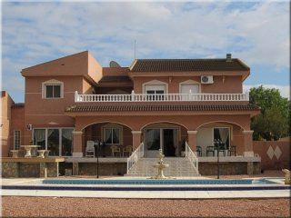 Benijofar 5 Beds 4 Baths villa