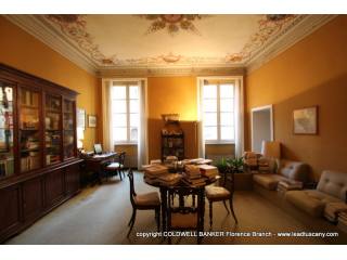 Apartment for sale in Lucca (Italy)