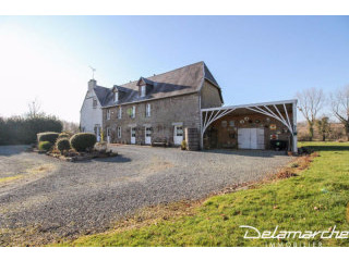 Well Renovated Stone House Set On 2.3..