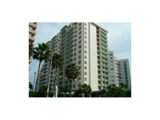 1 bedroom Flat For Sale: 5001 COLLINS..