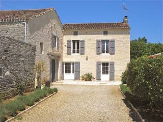 Beautifully renovated house in sought..