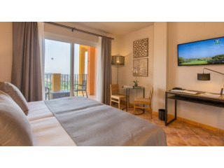 Studio Apartment 16, Las Lomas Village..