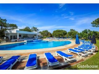 Algarve Apartment For Sale In Victory..