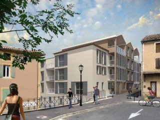 New Build Apartment In Heart Of Town..