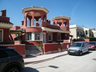2 Bedrooms - Property - Alicante - For..