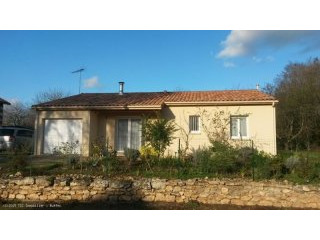 3 Bedroom Bungalow In Good Condition -..