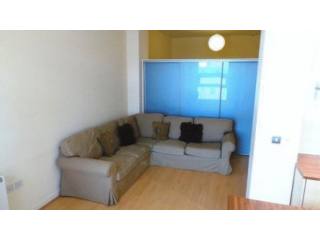 1 Bed Flat/Apartment To Let in..