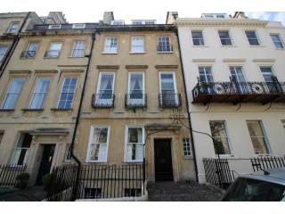 1 bedroom furnished apartment bath BA1..