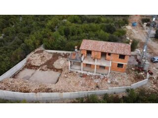 KATNICA S POGLEDOM NA MORE, U IZGRADNJI!
