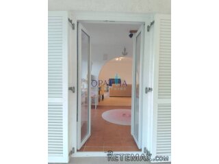 Pobri - prekrasan Stan s velikom terasom i vrtom - na..