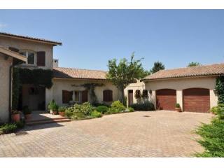 5 bedroom Character For Sale: 38200..