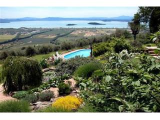 Estate On Lake Trasimeno