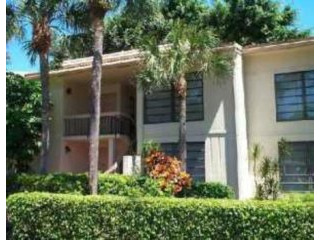 6904 Willow Wood Dr #102, Boca Raton..