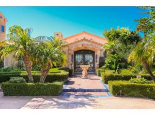 La Jolla Farms 9450 La Jolla Farms Rd..