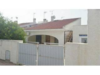 A 2 BEDROOM BUNGALOW