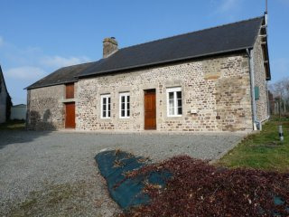 Beautiful Country House and Nice Plot