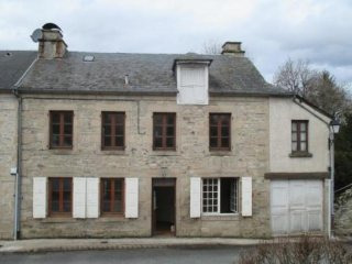 Vast Property to Renovate Further