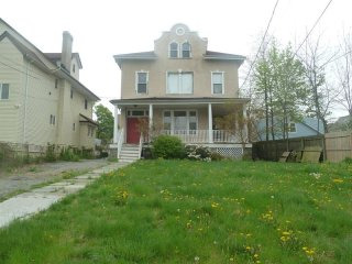 7 bedroom House For Sale: 396 Palisade..