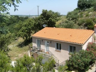 Pretty Villa With Garden And Views, Le..