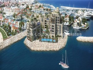 Two bedroom Seafront Apartment