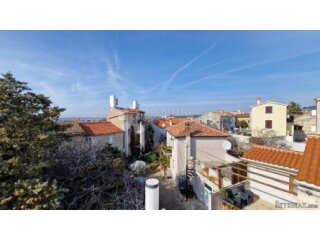 Centar Medulina. Pogled. 2 apt. Terasa. Parking 4 auta