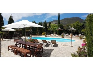 For sale villa refurbished some 15 years ago. Located in..