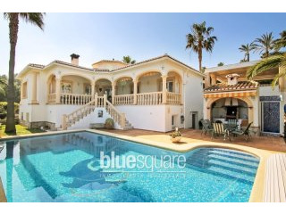 Stunning 5 bedrooms 4 bathroom Villa in..