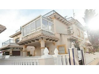 A 3 BED HOME WITH SOLARIUM
