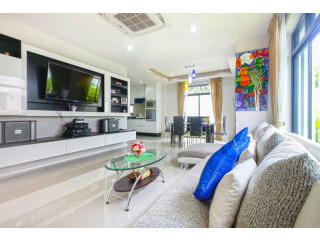 Sabai Village - Modern 4-Bedroom..