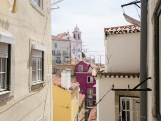 T1 Lisbon Apartment with balcony for..