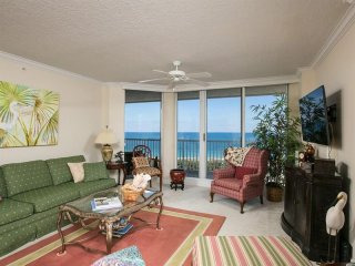 3 bedroom Flat For Sale: 5049 N Highway..