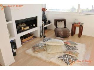 1 bedroom Apartment For Sale: Via Reno..