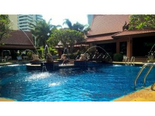 1 Bedroom Condo for sale in Wongamat -..
