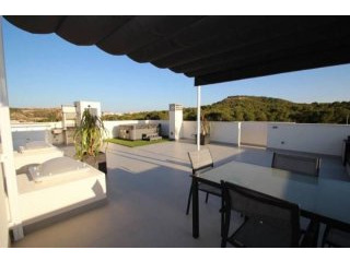3 Bedroom 2 Bathroom Penthouse In..