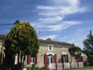 An Attractive Stone Built Property In..