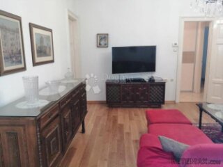 Veliki gospodski 4S stan u Centru