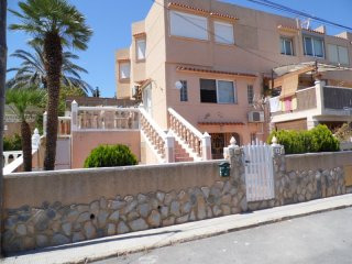 2 Bedrooms - Property - Alicante - For..