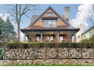9 bedroom House For Sale: 187 MILBANK..